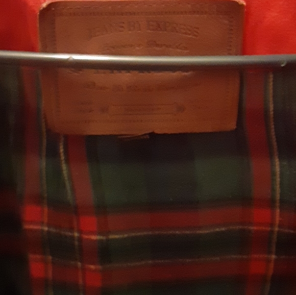 Heavy red jacket - Picture 3 of 5